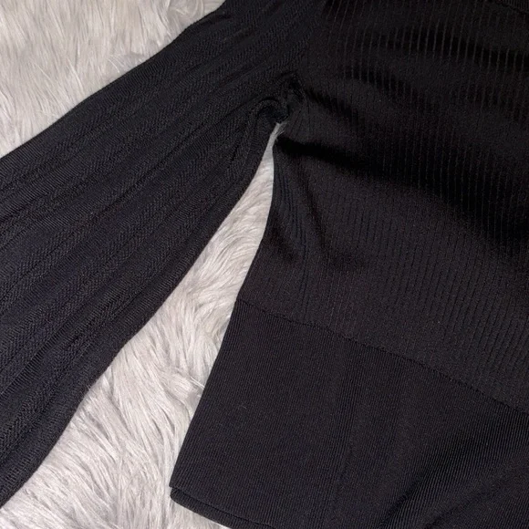Express Ribbed & Pointelle Mock Neck Sweater w/ Balloon Sleeve Details SMALL - Picture 3 of 8